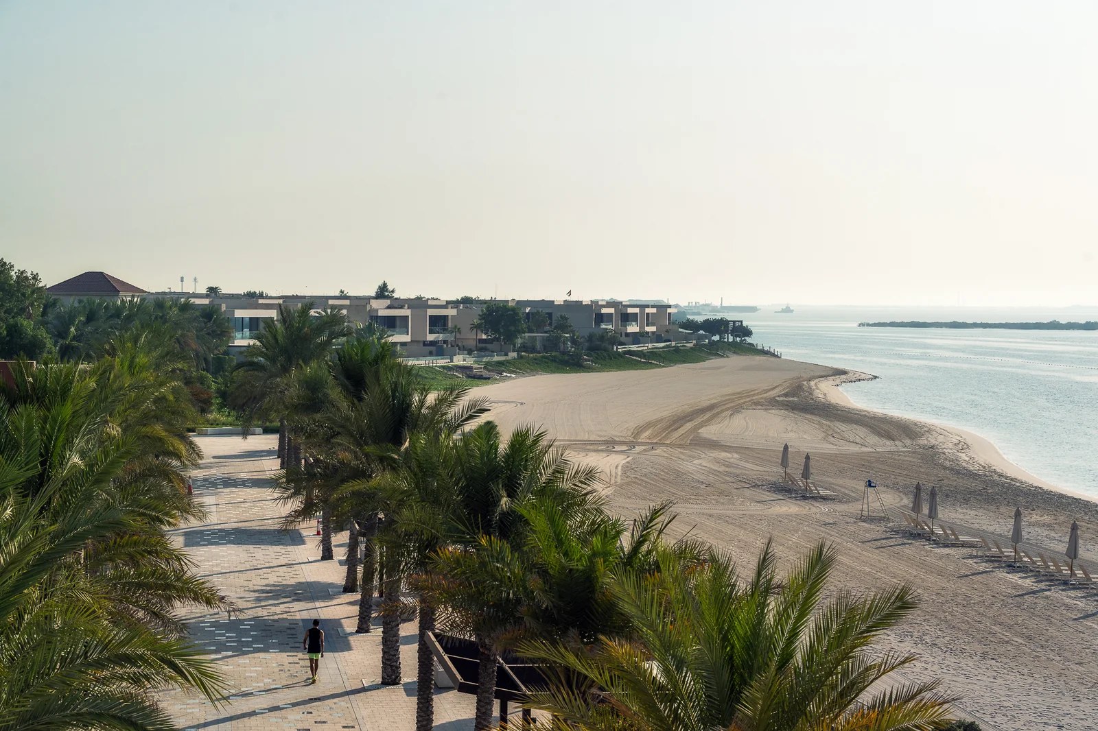 Saadiyat waterfront environment